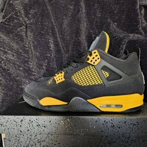 Jordan 4 Yellow Thunder